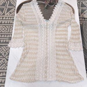 🤍🏝 Beautiful lace beach cover up 🏝🤍